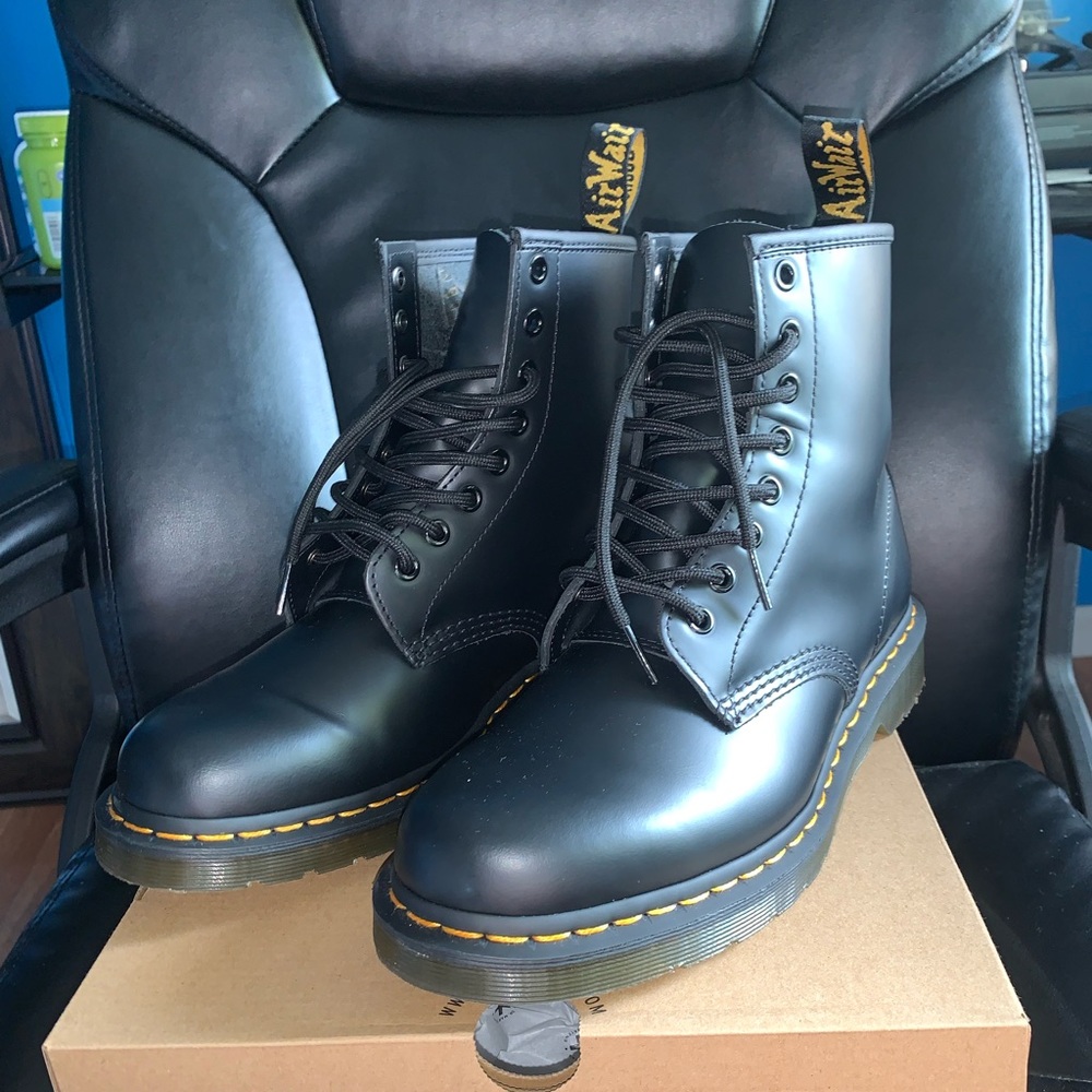 Classic Dr Martens size 9 men